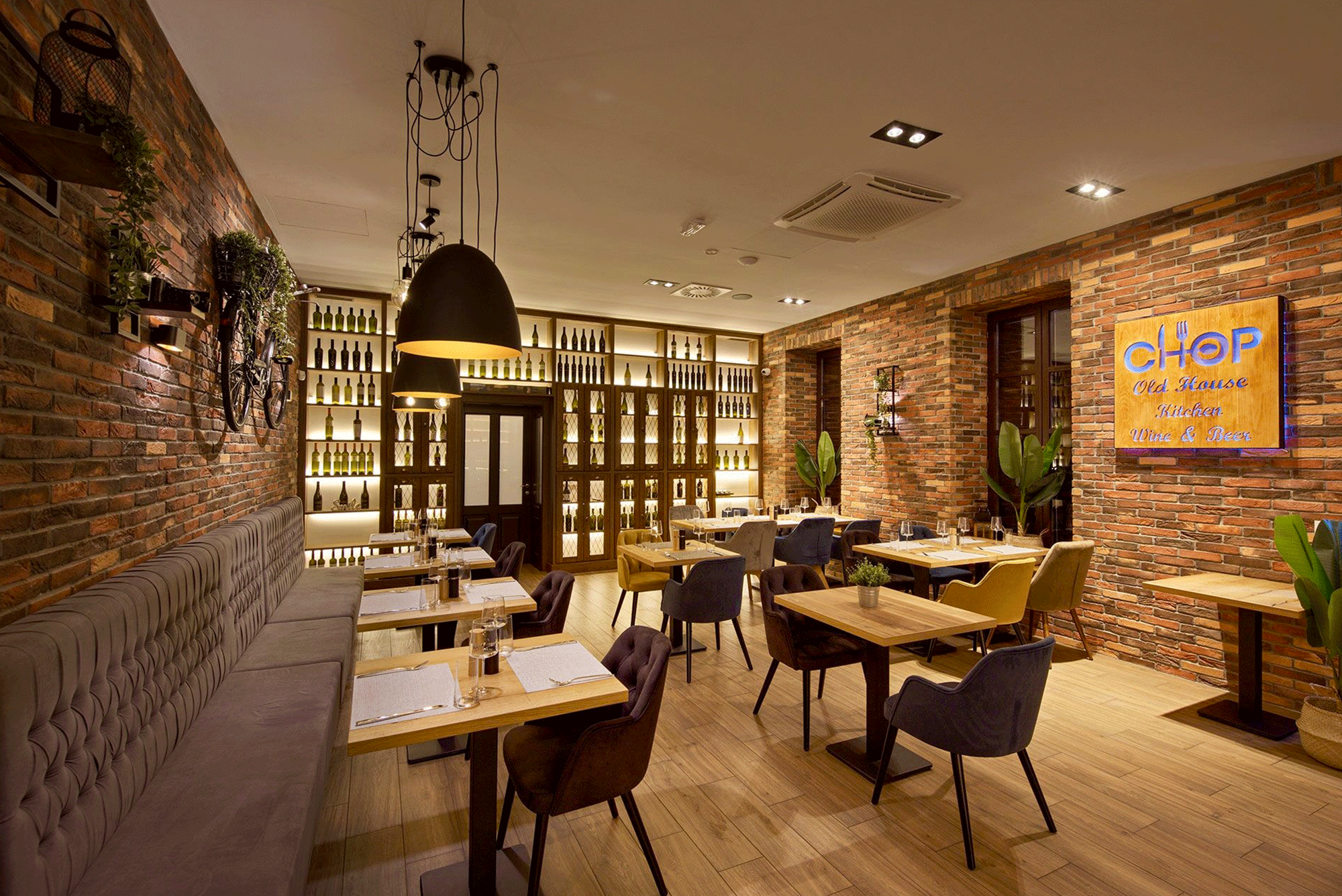 Chop Old House Hotel & Restaurant